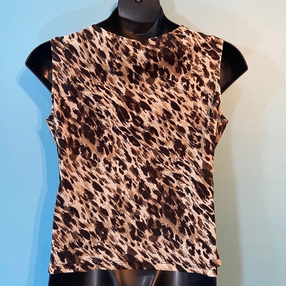 💥5/$25  Tribal animal print ruched‎ top - Picture 3 of 5
